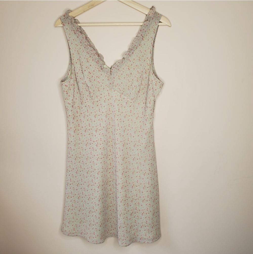 Express dress with petite flowers size 11/12